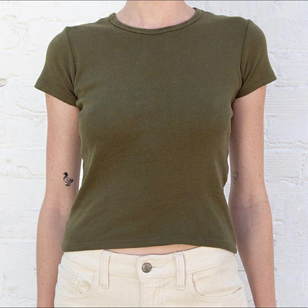 Brandy Melville Hailie Top in olive